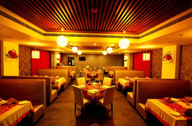 Paravoor Galaxy Hotel Cherai Beach Exterior photo
